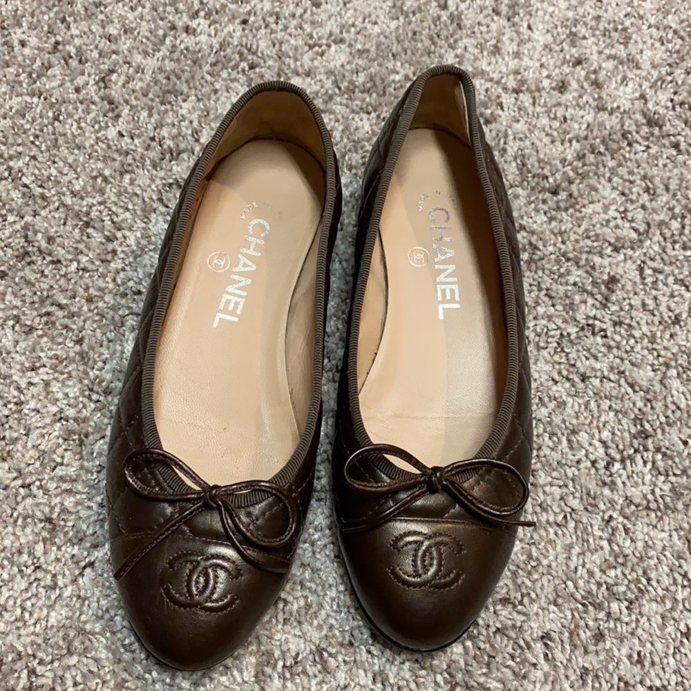 Chanel ballet flats brown